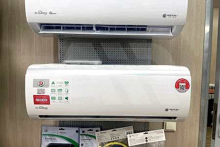 Стенд с кондиционерами ROYAL Clima