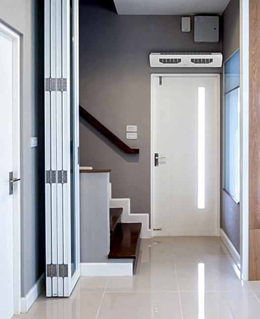 Электрическая завеса ROYAL Clima HEATGUARD RAH-HG0.6E3M