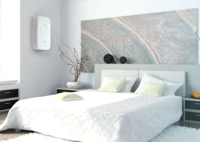 Приточно-очистительный комплекс серии BREZZA RCB 150 LUX в спальне